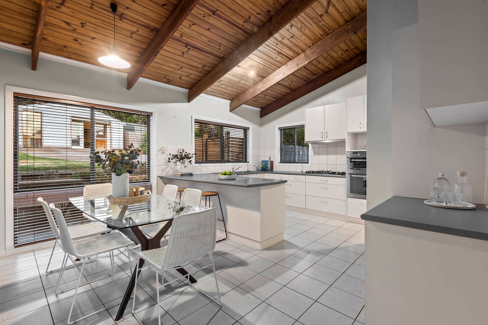 Property Gallery Thumbnail 6
