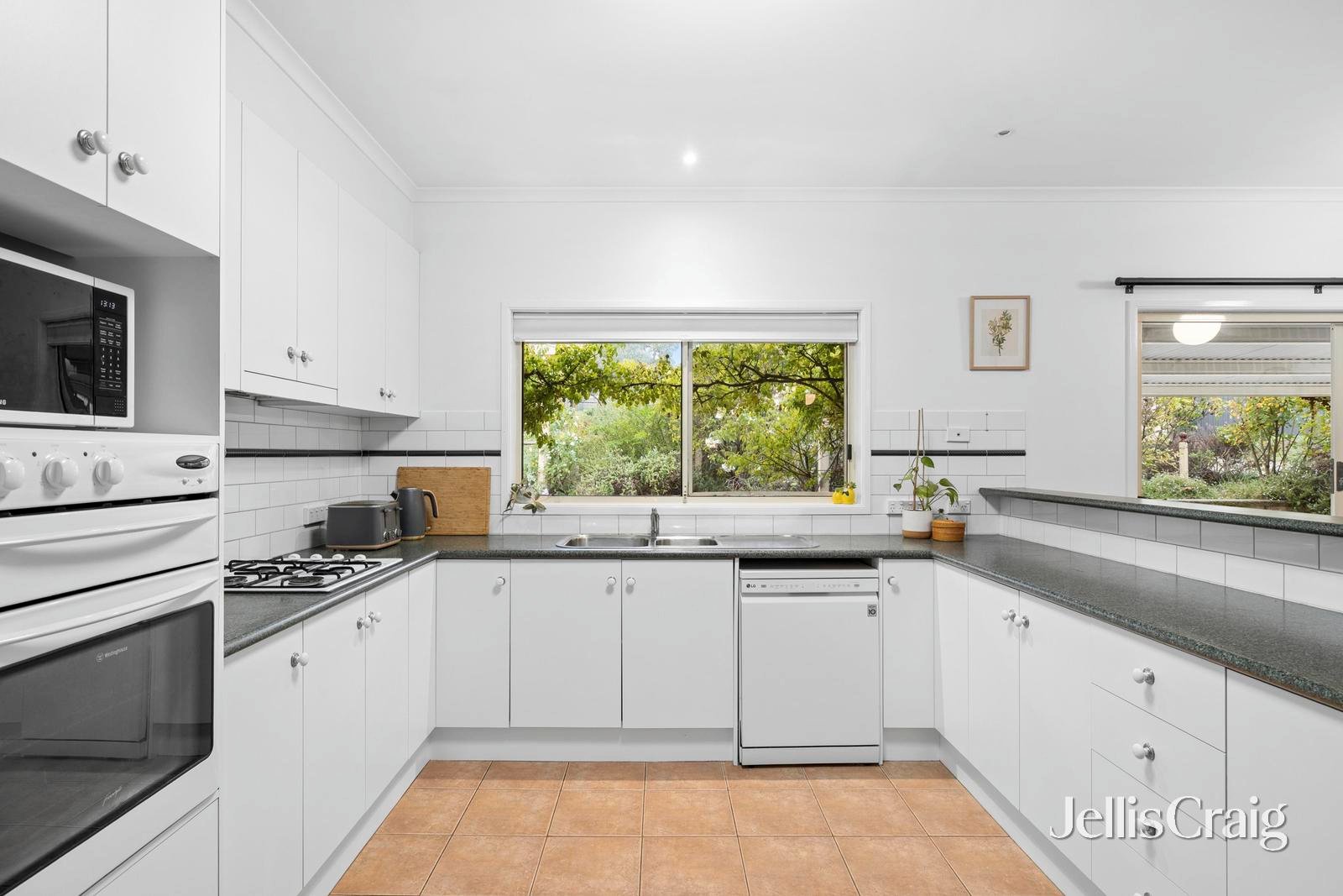 57 Moscript Street, Campbells&nbsp;Creek image 4