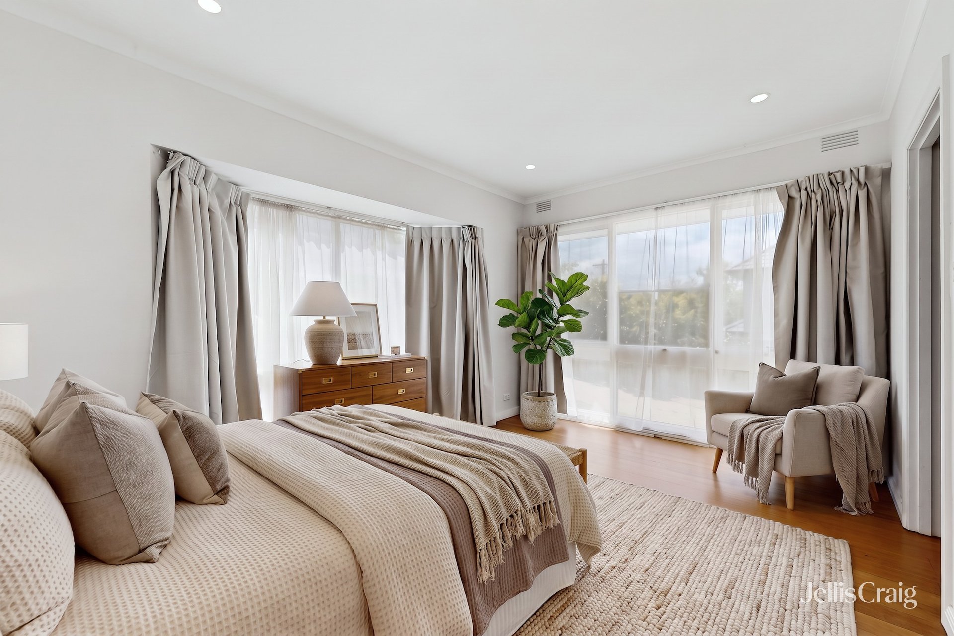 57 Mountain View Road, Balwyn&nbsp;North image 5