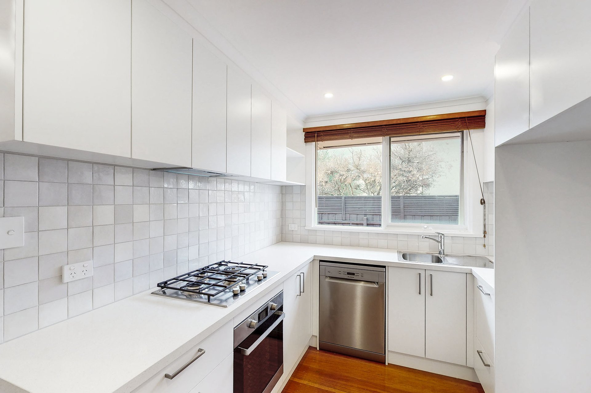 5/7 Neptune Street, Sandringham image 2