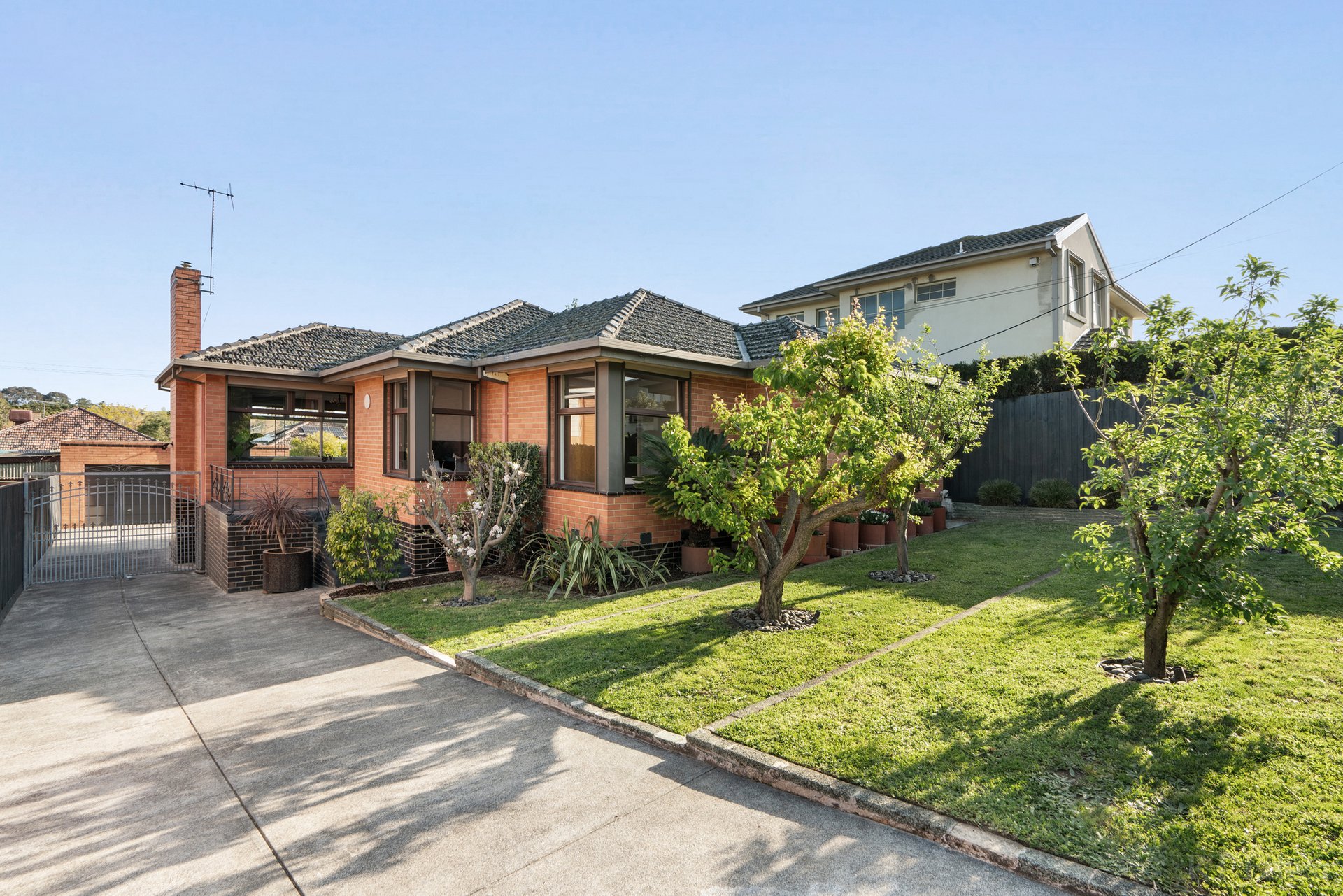 Property Gallery - Main Image