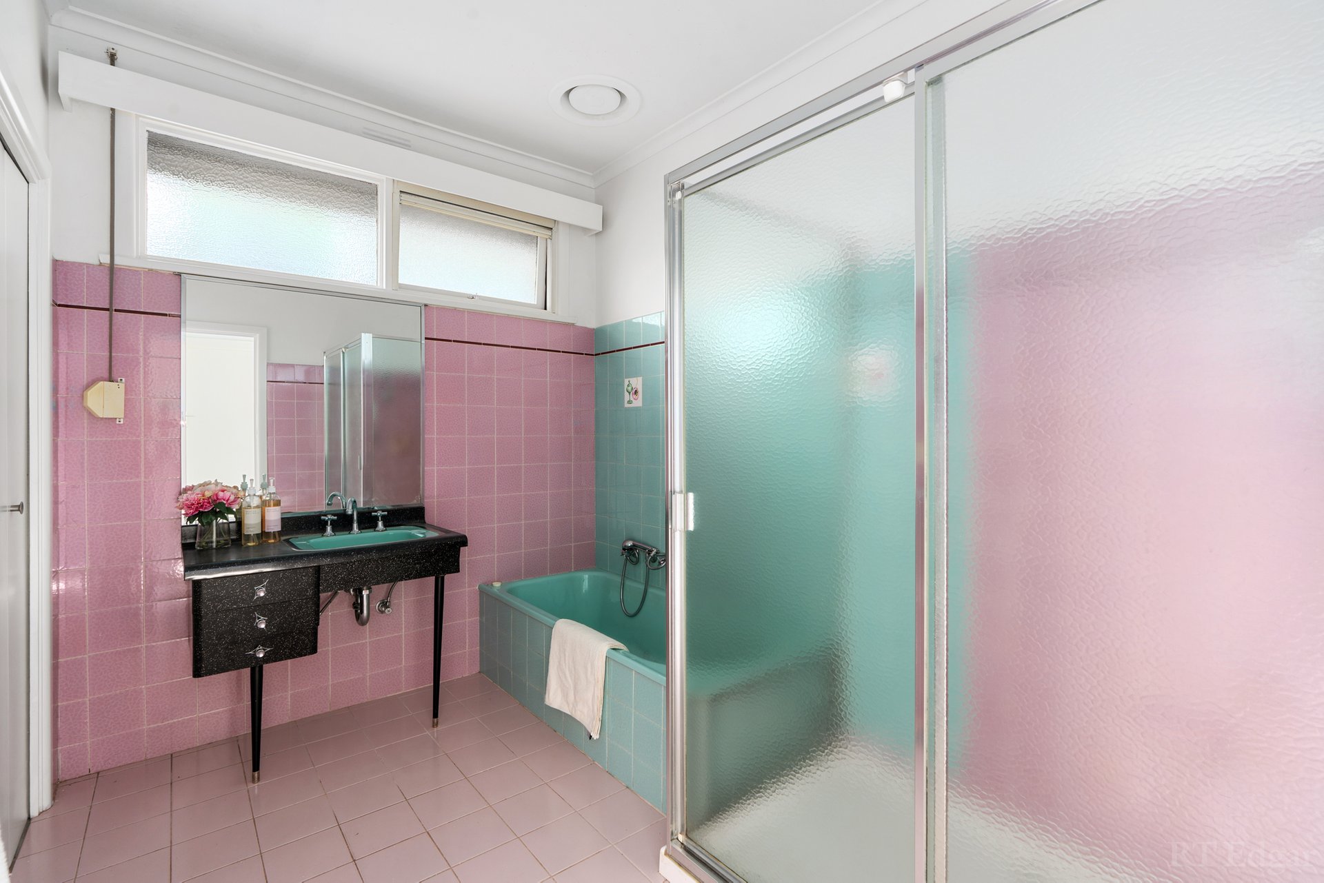 Property Gallery Thumbnail 10