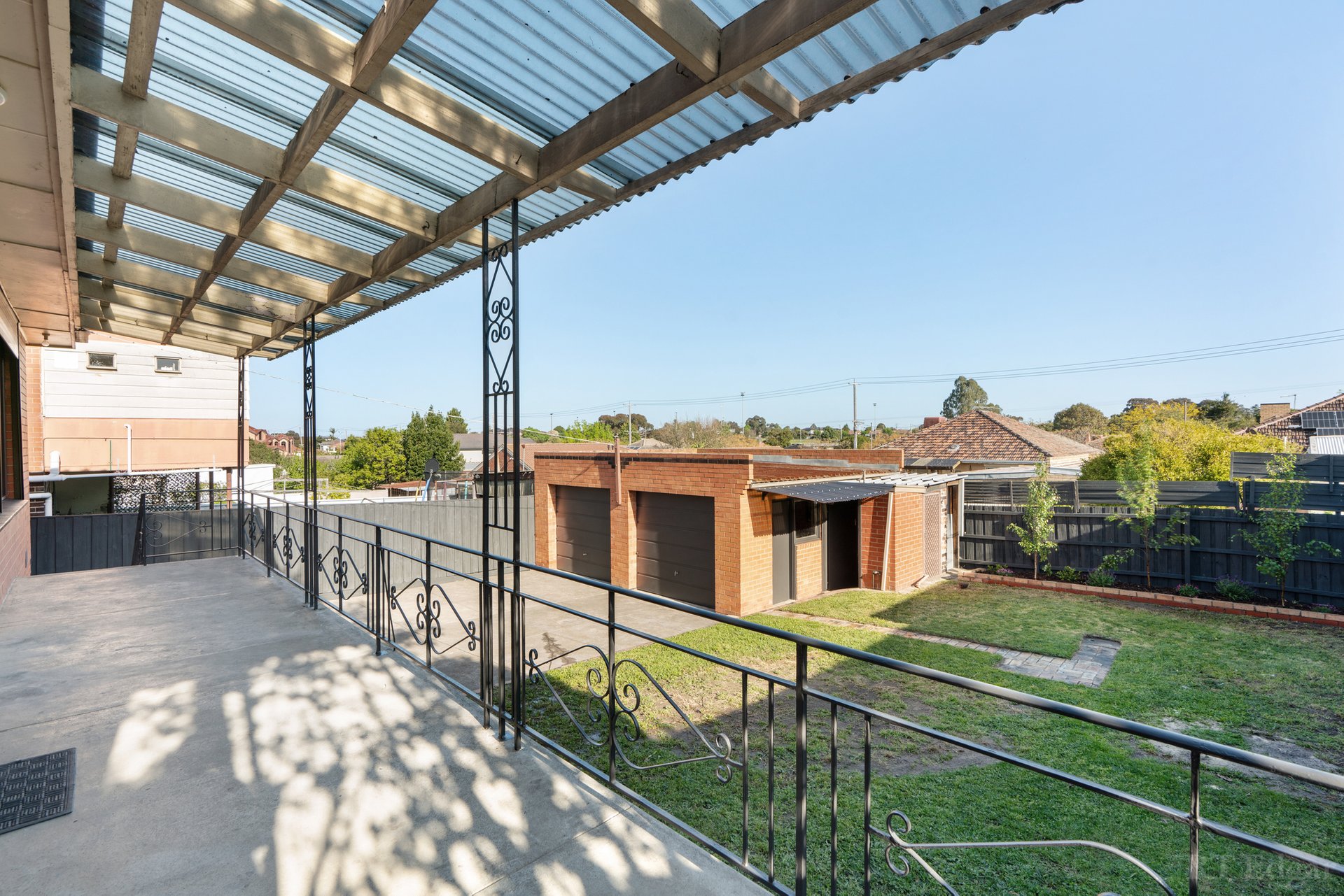 Property Gallery Thumbnail 14