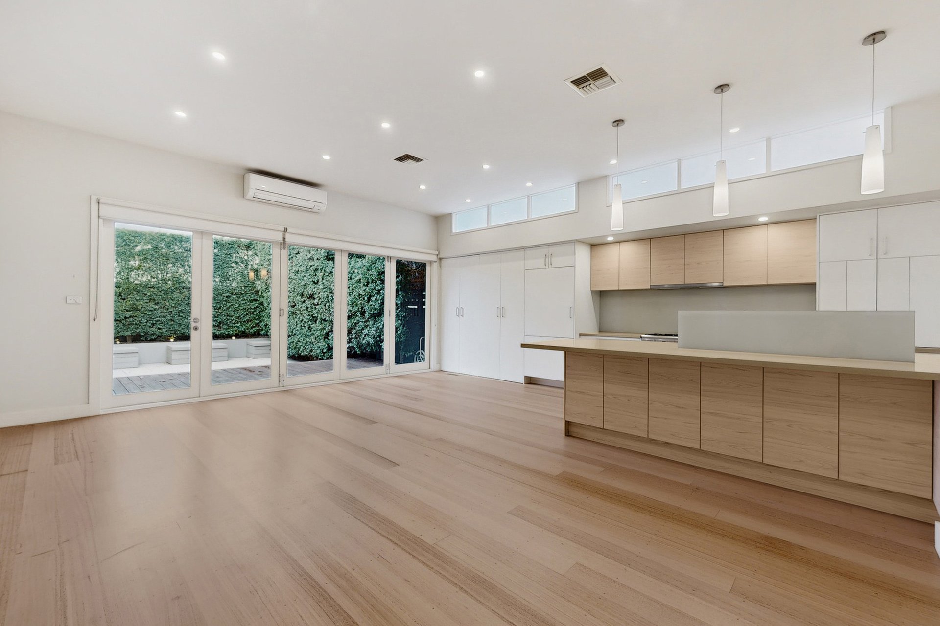 57 Ormond Road, Elwood image 2
