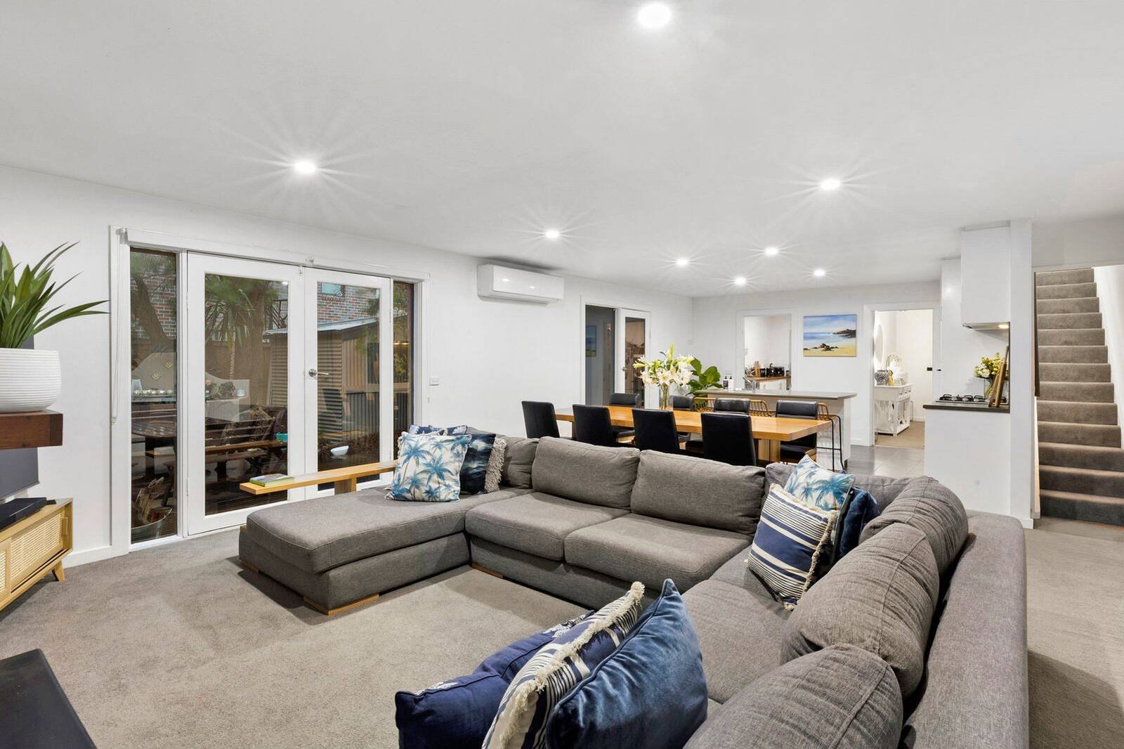Property Gallery Thumbnail 3