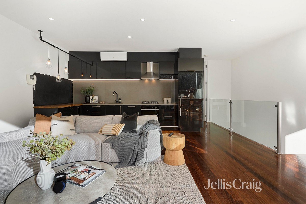 5/7 Sanders Place, Richmond image 1