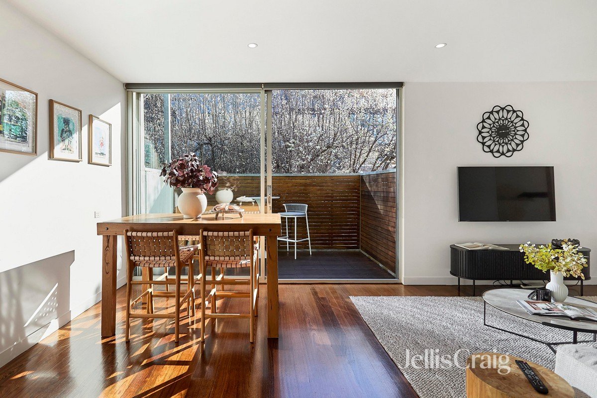 5/7 Sanders Place, Richmond image 2