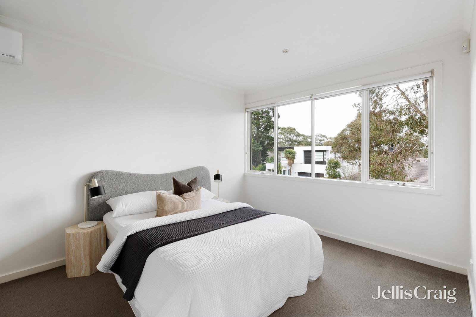 57 Sugarloaf Drive, Macleod image 10