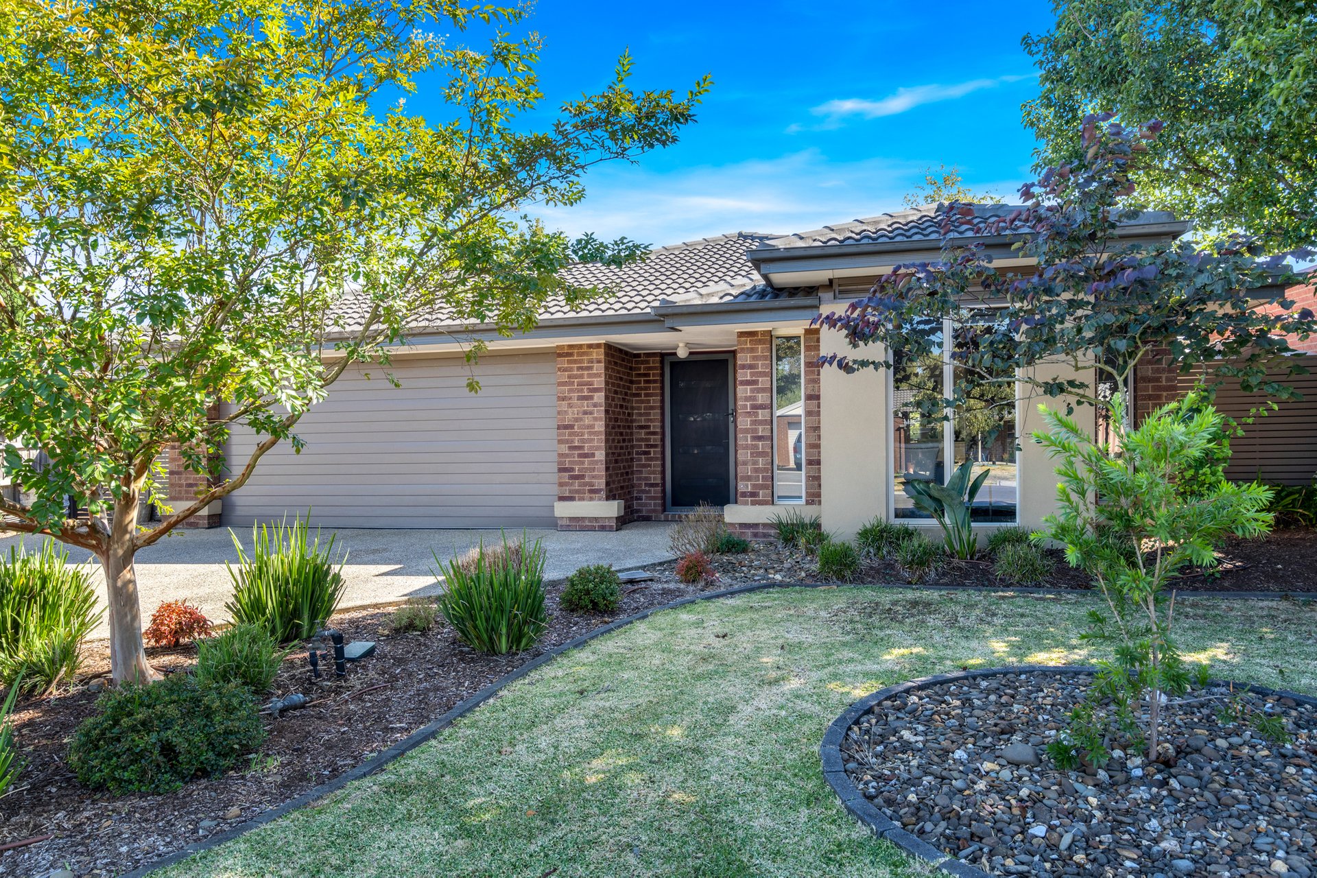 Property Gallery - Main Image