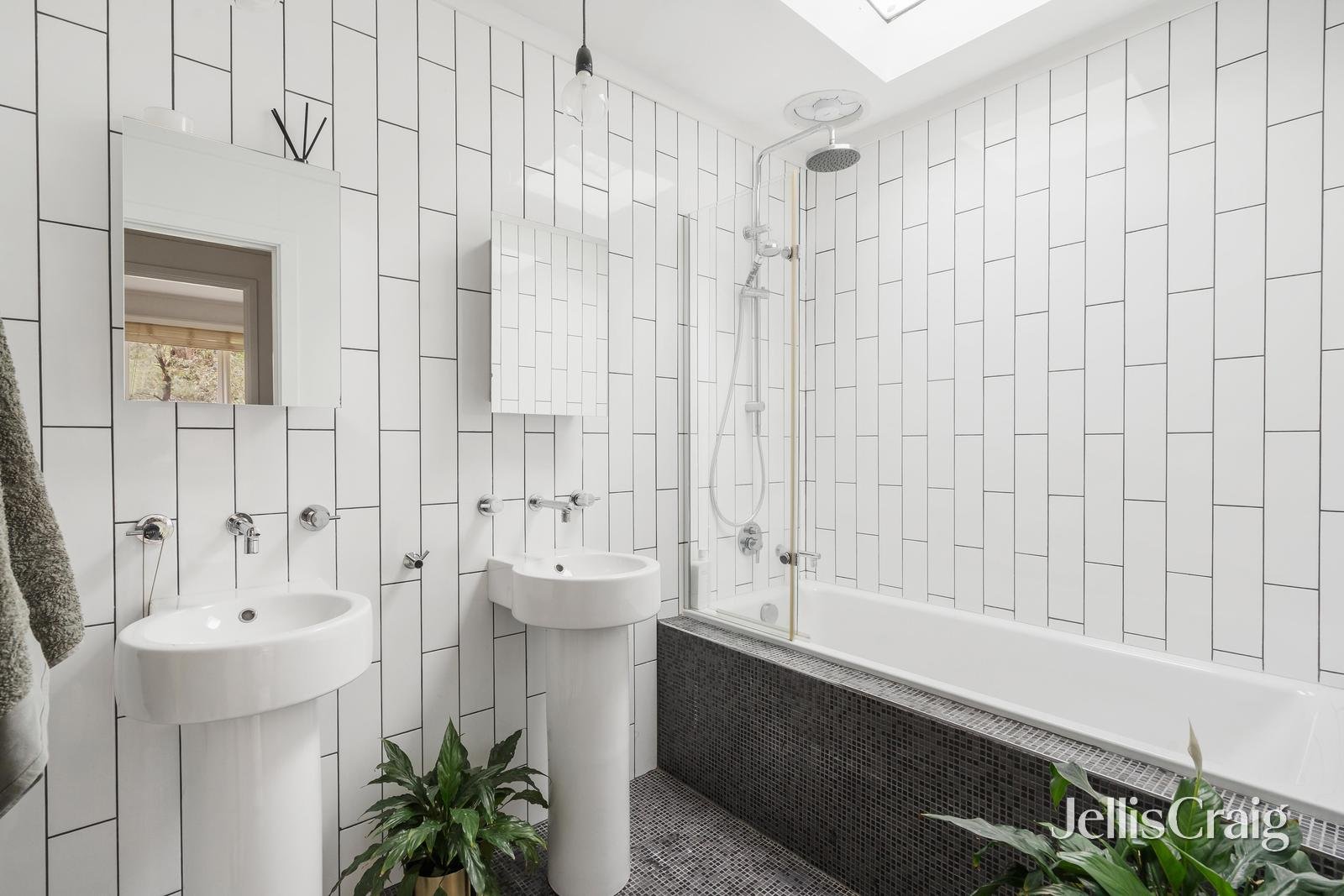 57 Valonia Drive, Eltham image 16