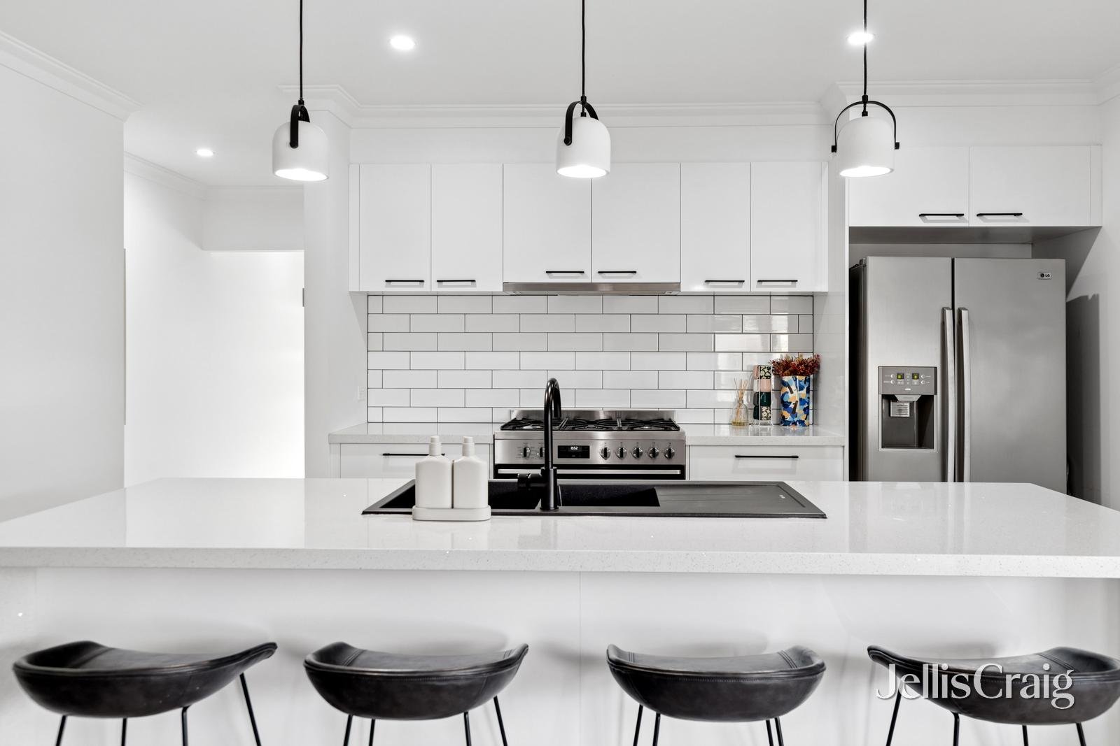 57 Wedge Tail Drive, Winter Valley image 15