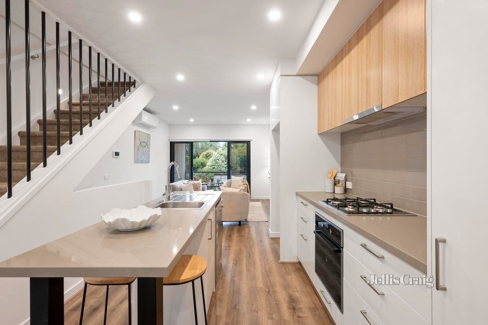 5/71 Anderson Street, Lilydale image 3
