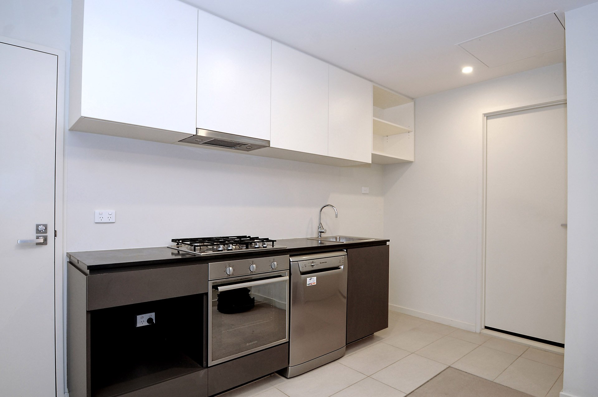 5710/568 Collins Street, Melbourne image 1