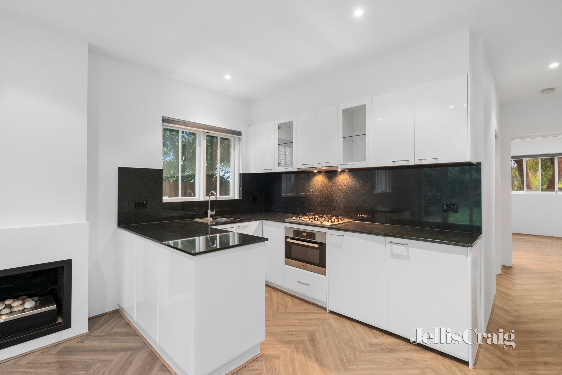 5/712 Orrong Rd, Toorak image 3