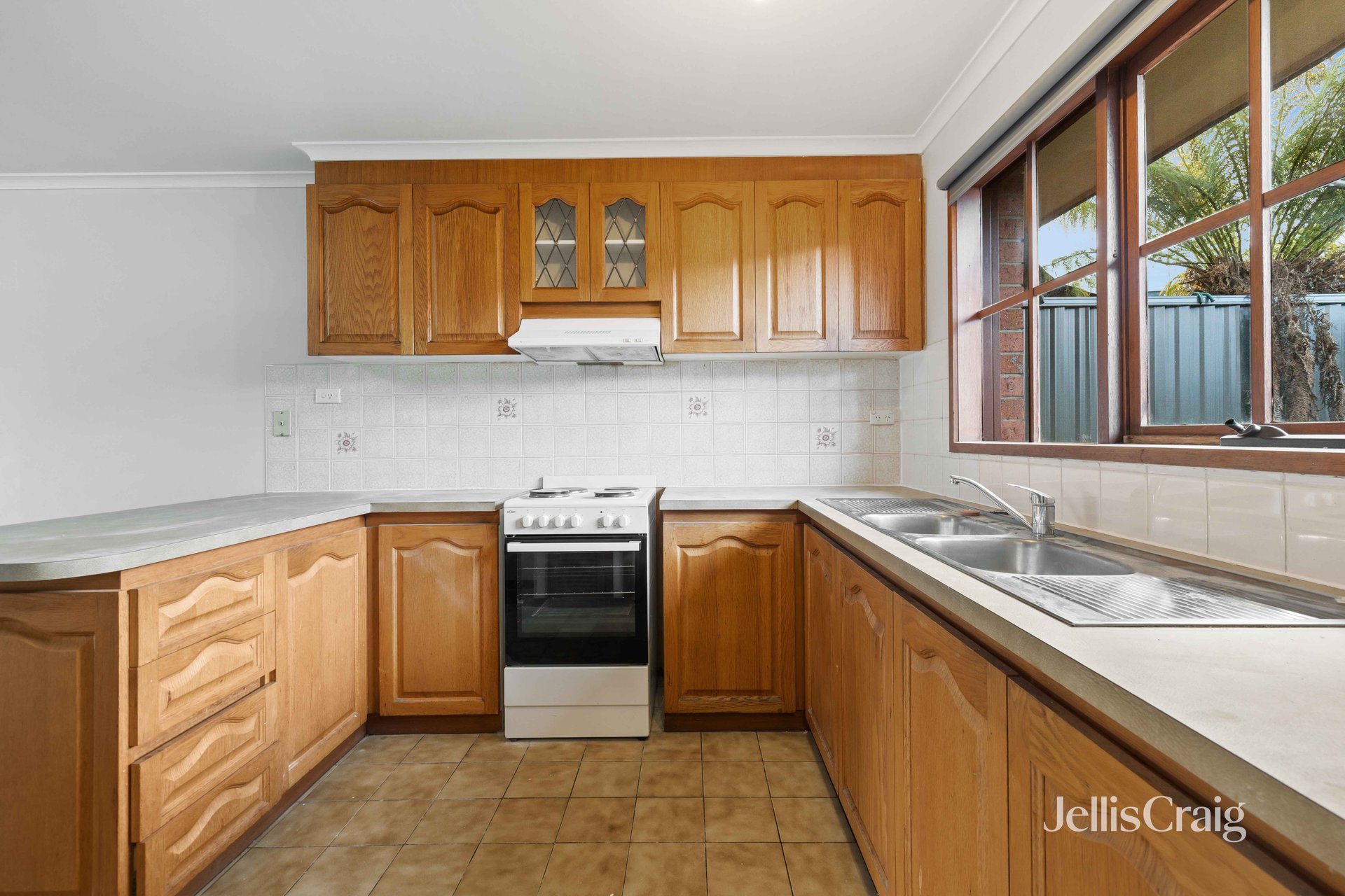 5/75 Gillies Street South, Alfredton image 2