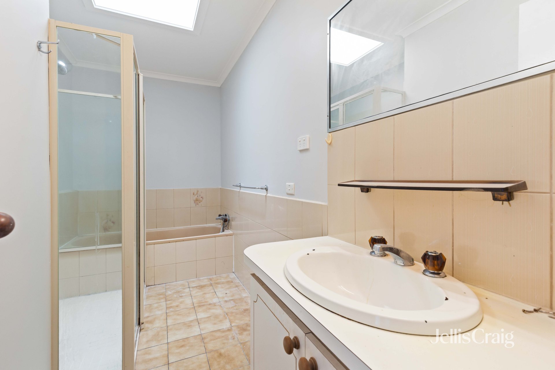 5/75 Gillies Street South, Alfredton image 8