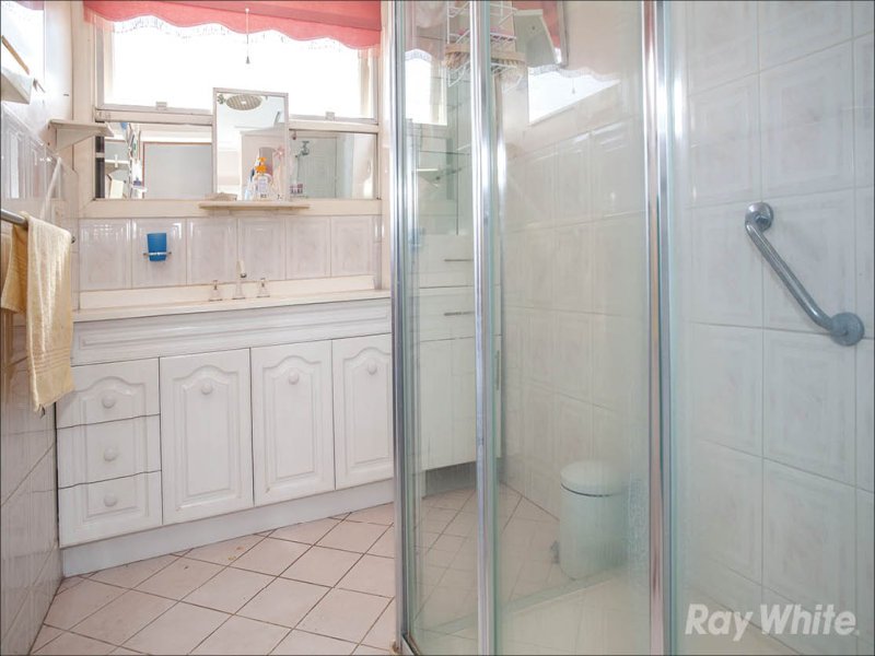 576 Blackburn Road, Glen Waverley image 6