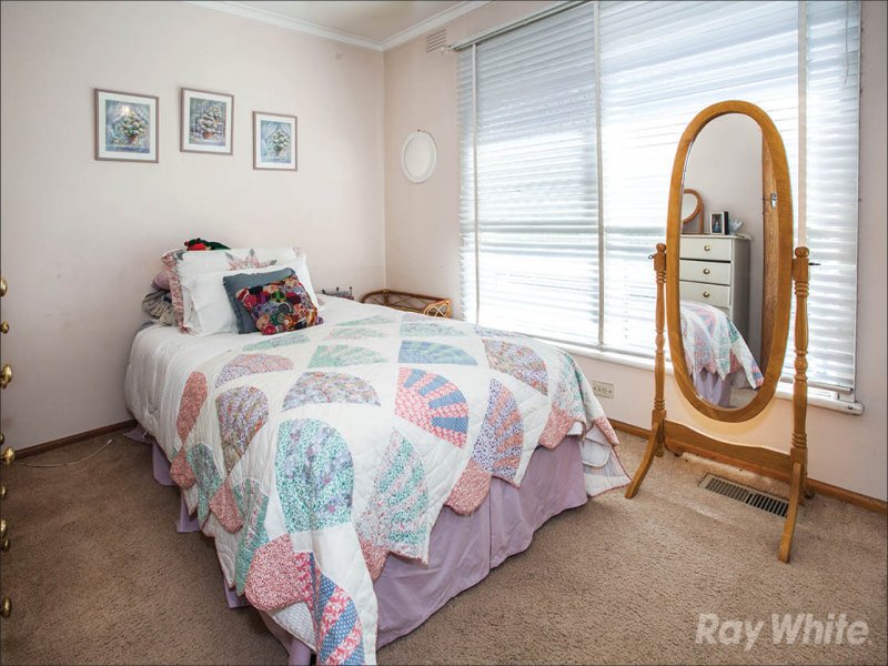 576 Blackburn Road, Glen Waverley image 7