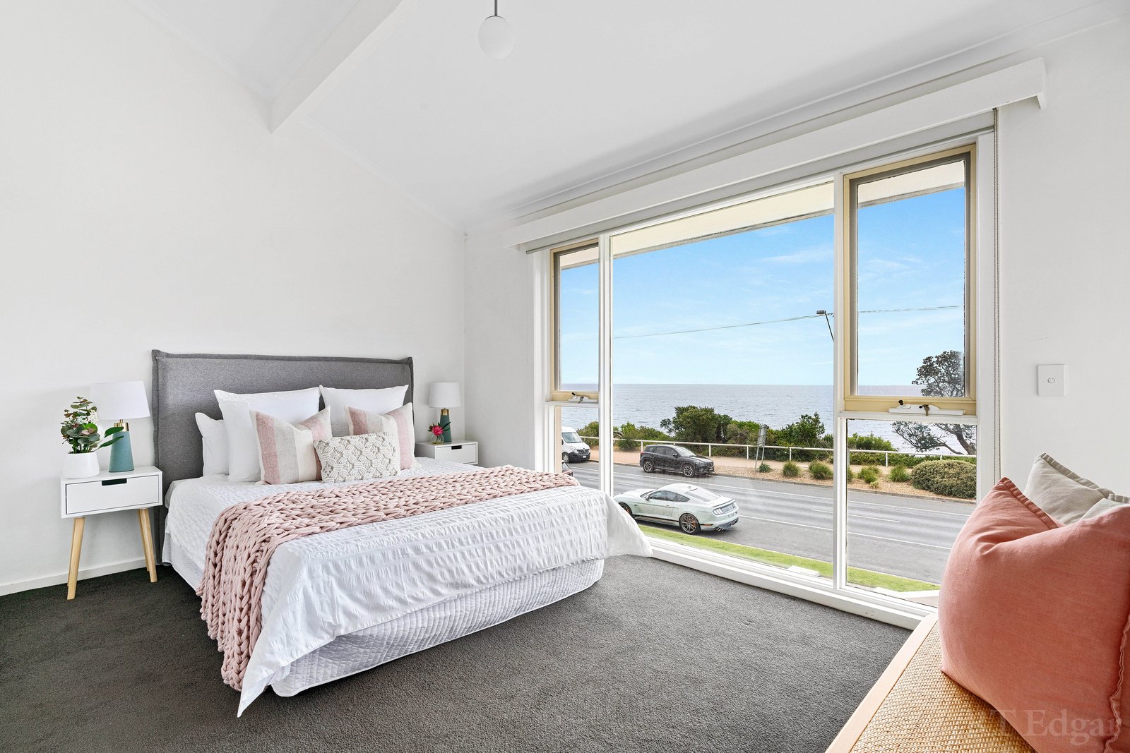 Property Gallery Thumbnail 7