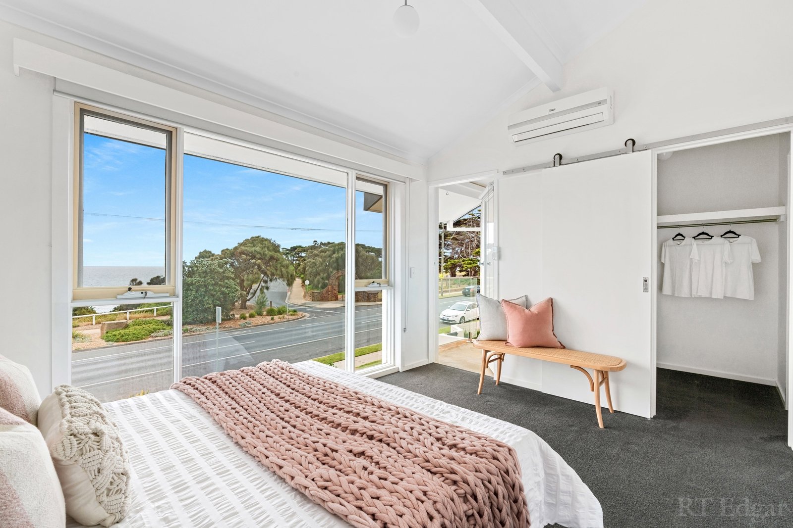 Property Gallery Thumbnail 8