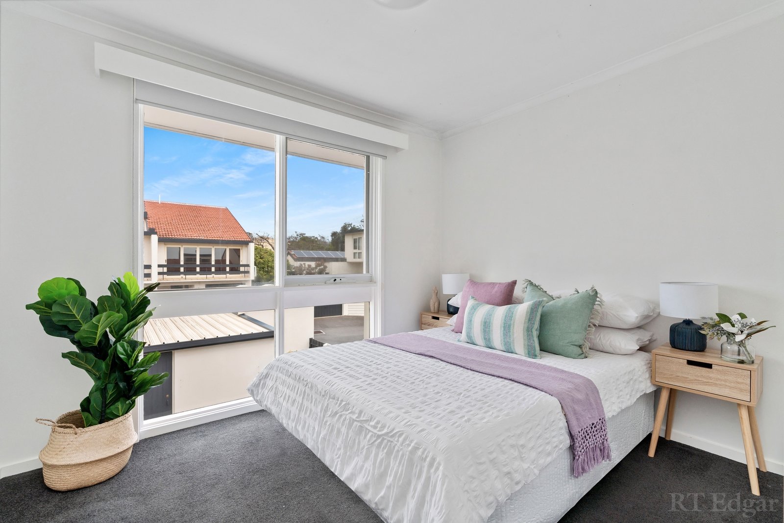 Property Gallery Thumbnail 10