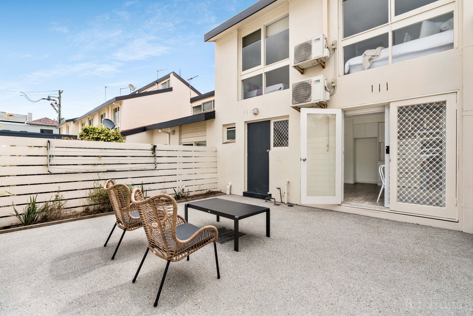 Property Gallery Thumbnail 11