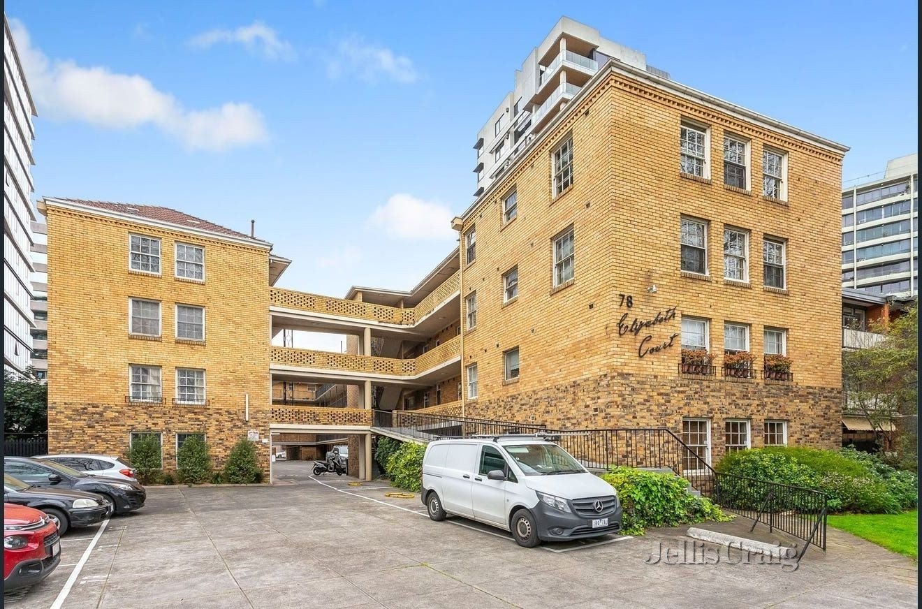 5/78 Queens Road, Melbourne image 1