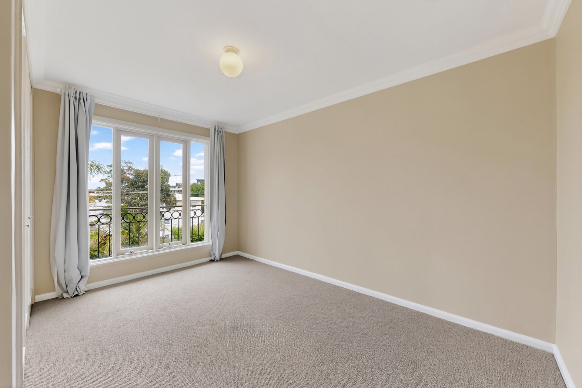 5 / 787 Burwood Road HAWTHORN EAST