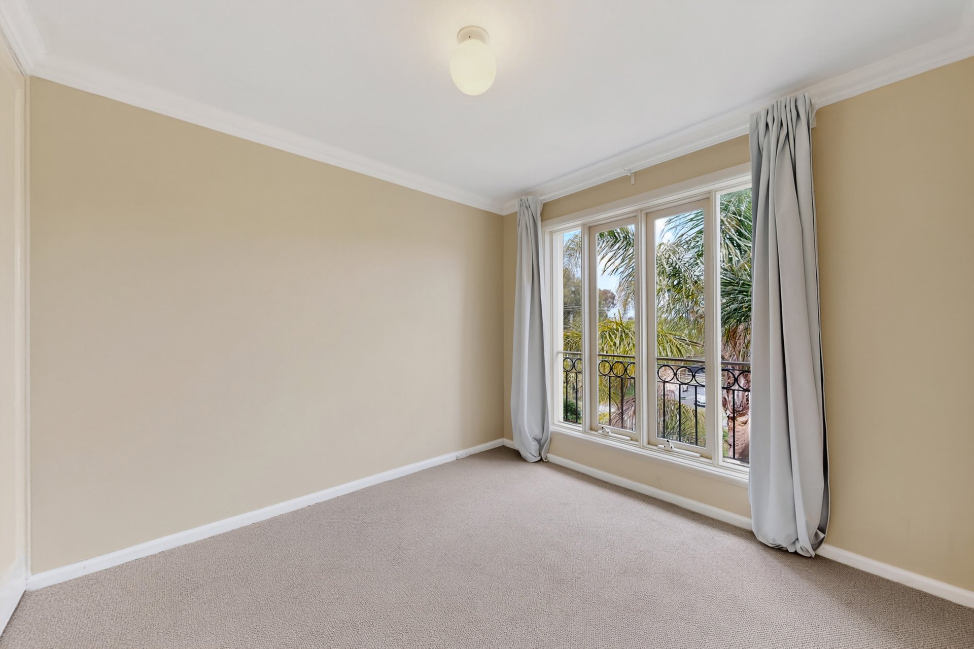 5 / 787 Burwood Road HAWTHORN EAST