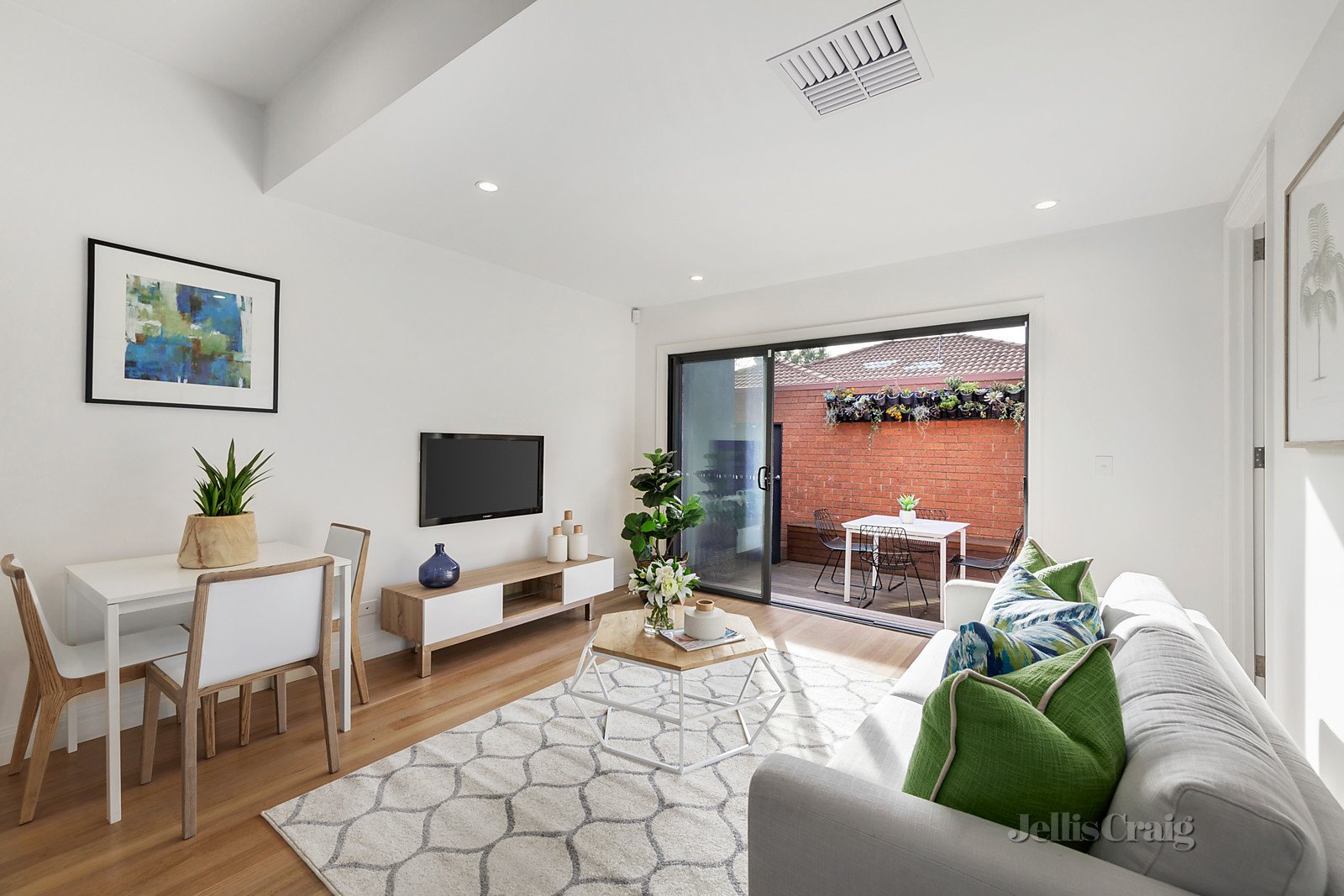 57A Oakleigh Road, Carnegie image 2