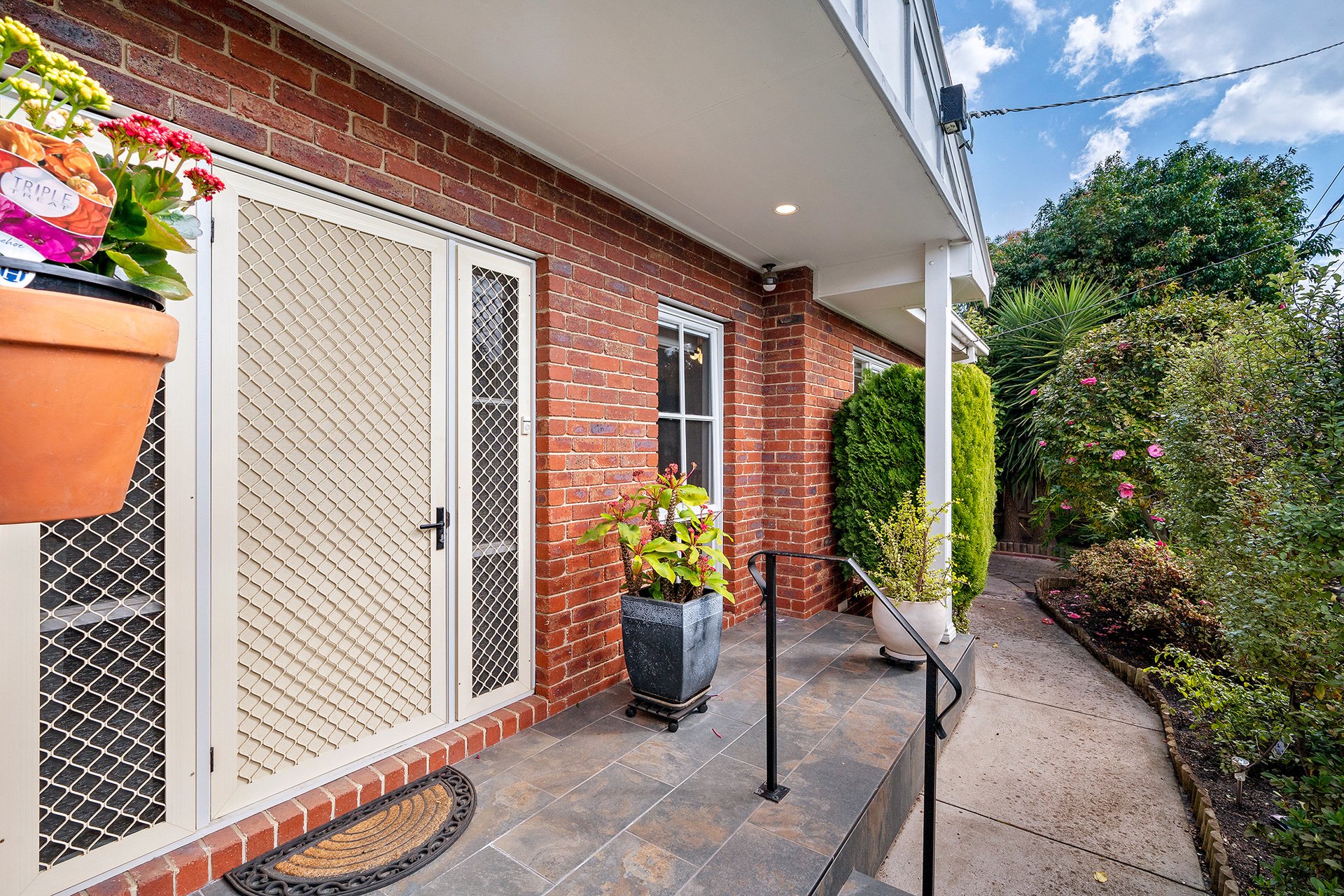 Property Gallery Thumbnail 2