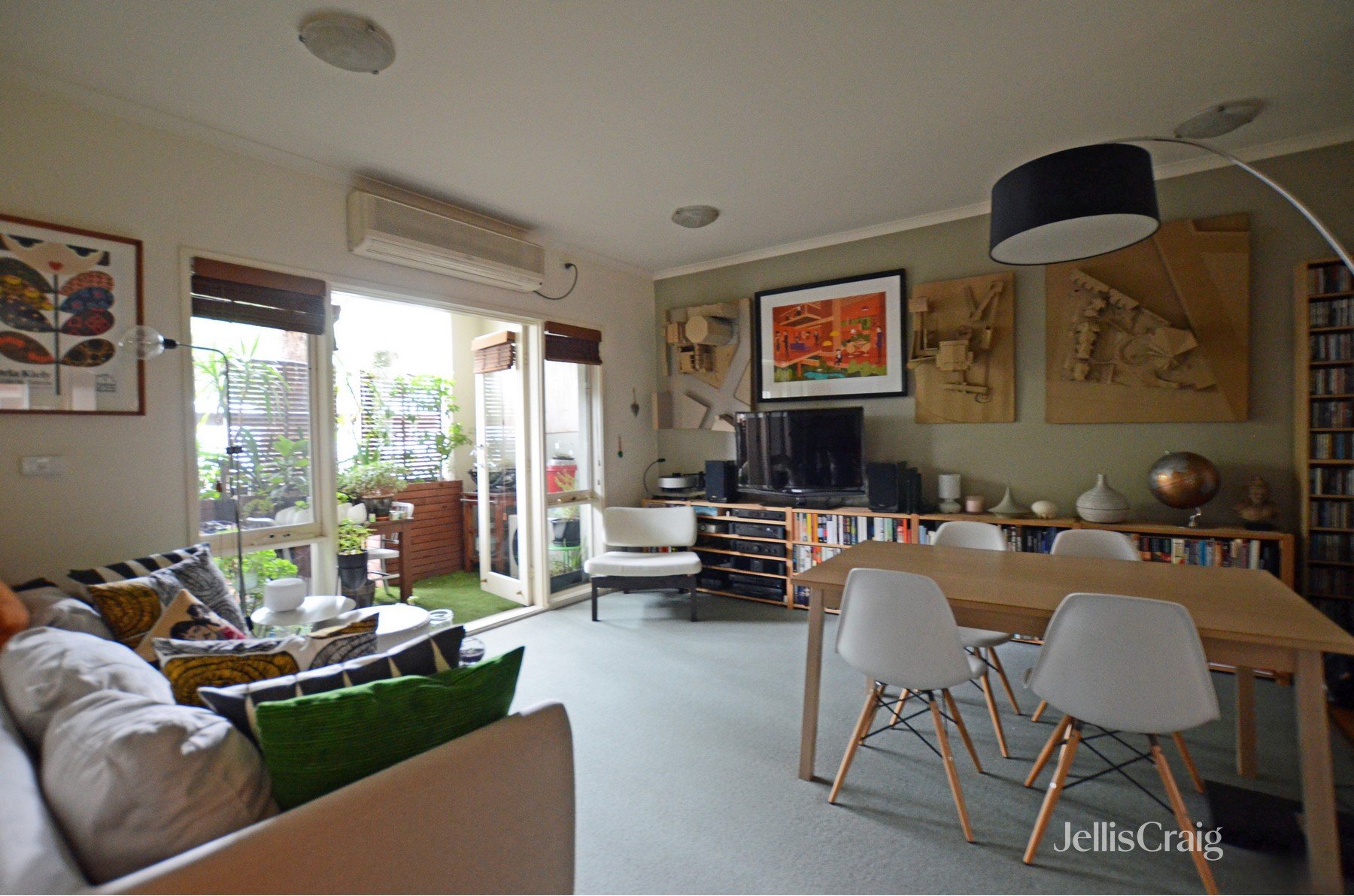 5/8-32 Howlett Street, Kensington image 1