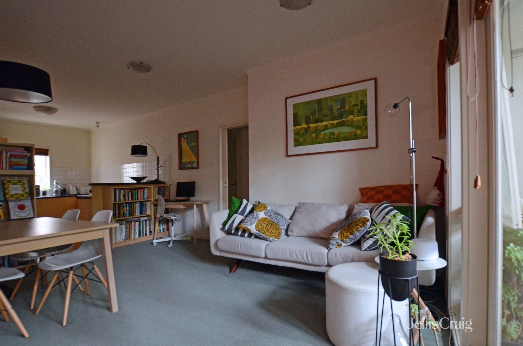 5/8-32 Howlett Street, Kensington image 2