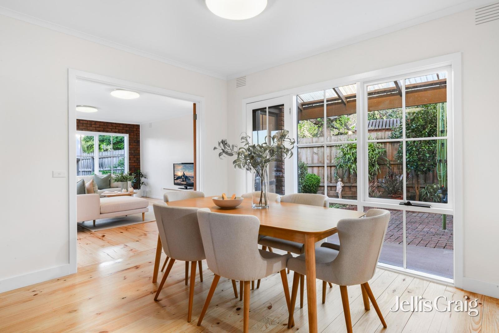 58 Atheldene Drive, Glen&nbsp;Waverley image 6