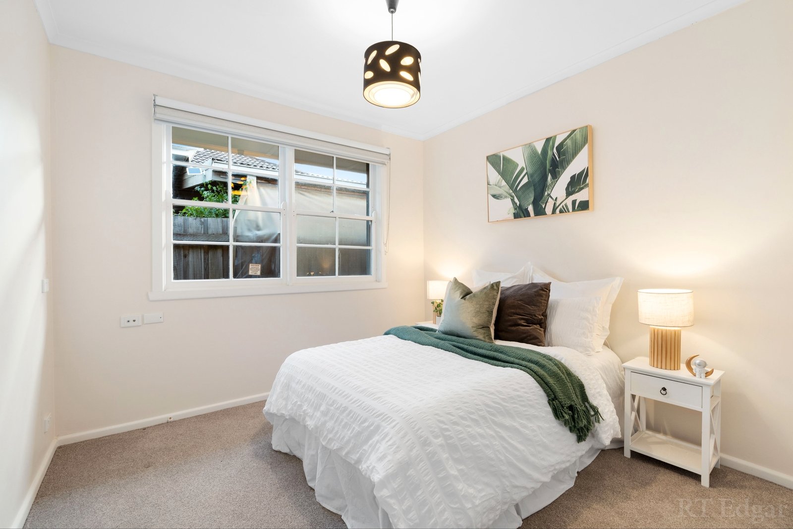 Property Gallery Thumbnail 16
