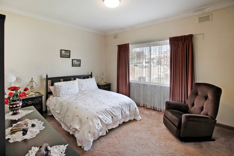 Property Gallery Thumbnail 9