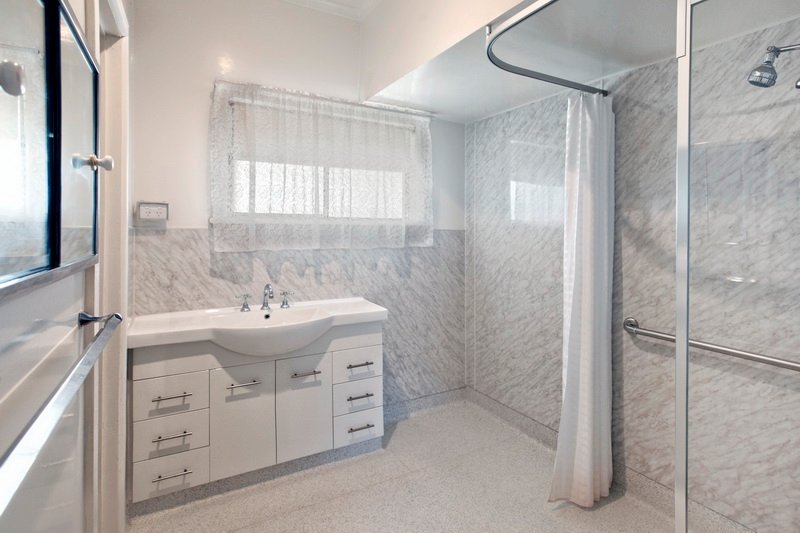 Property Gallery Thumbnail 7