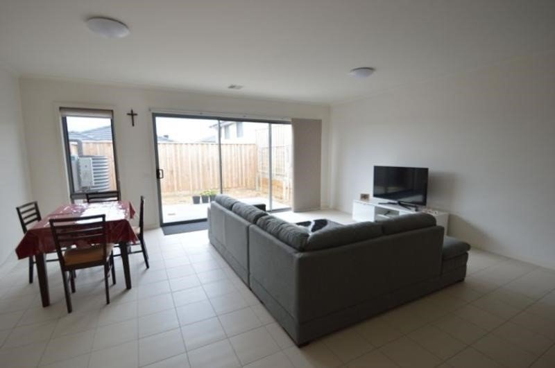 58 Bloom Avenue, Wantirna South image 3