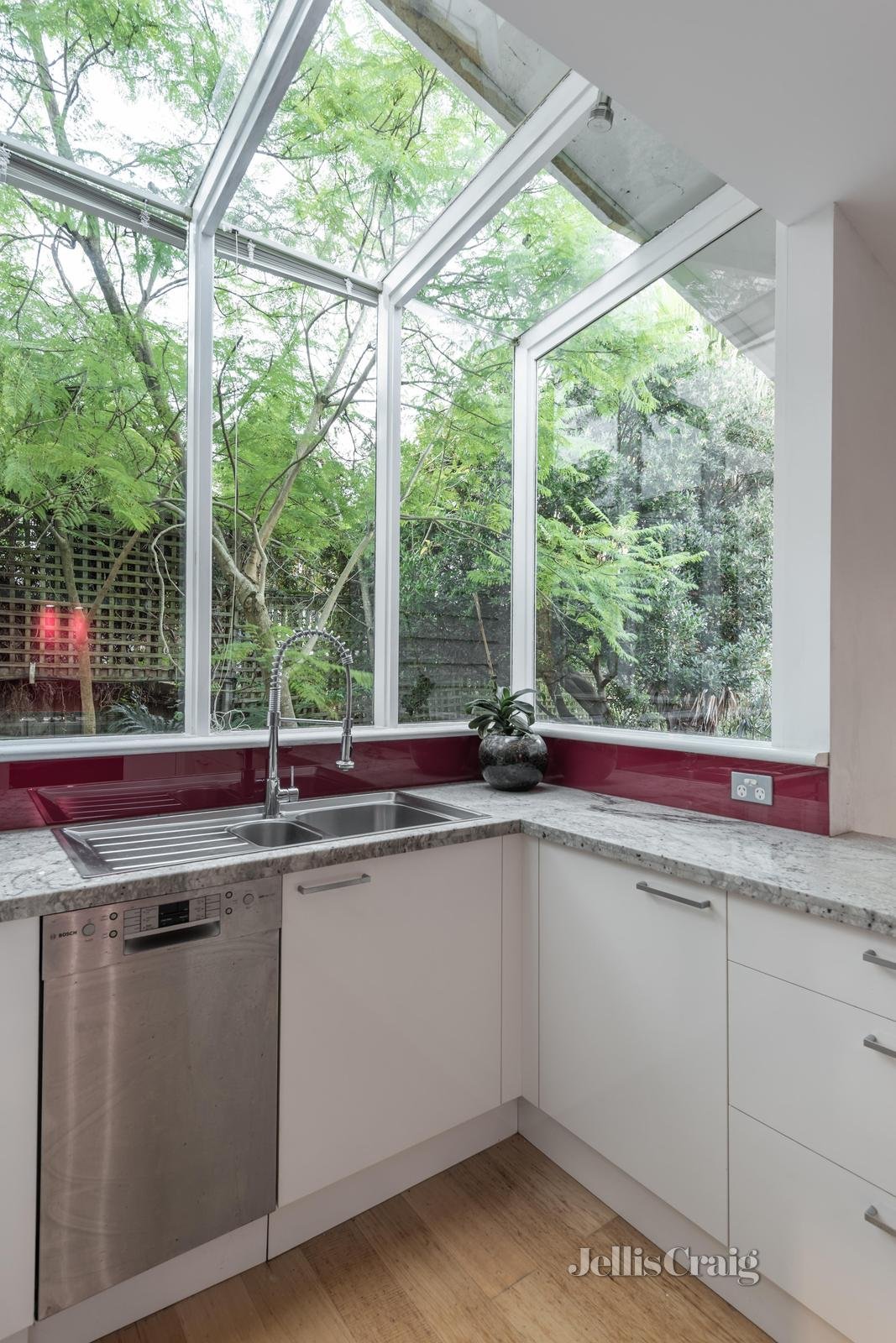 58 Boisdale Street, Surrey Hills image 6