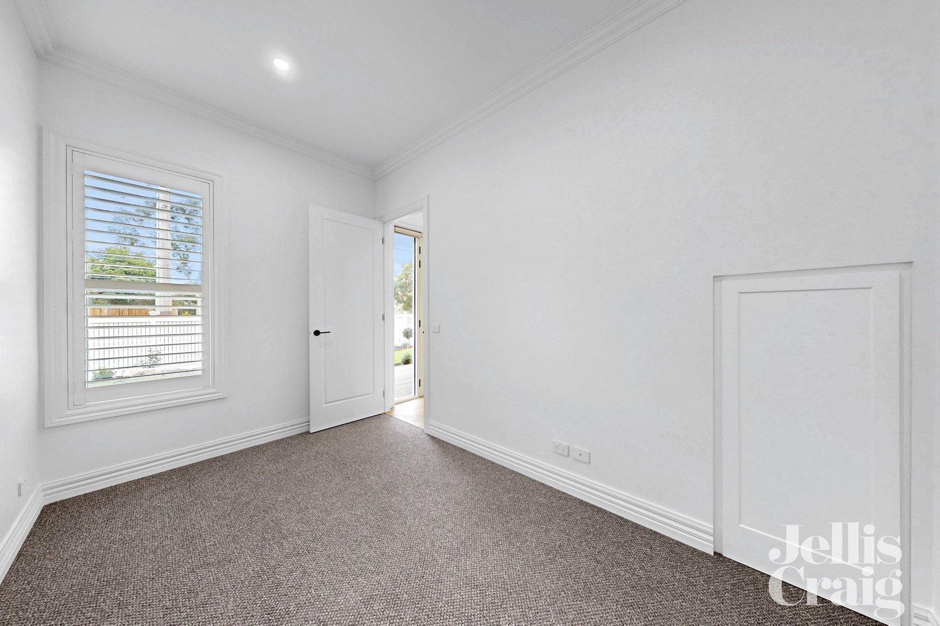 58 Brett Street, Murrumbeena image 8