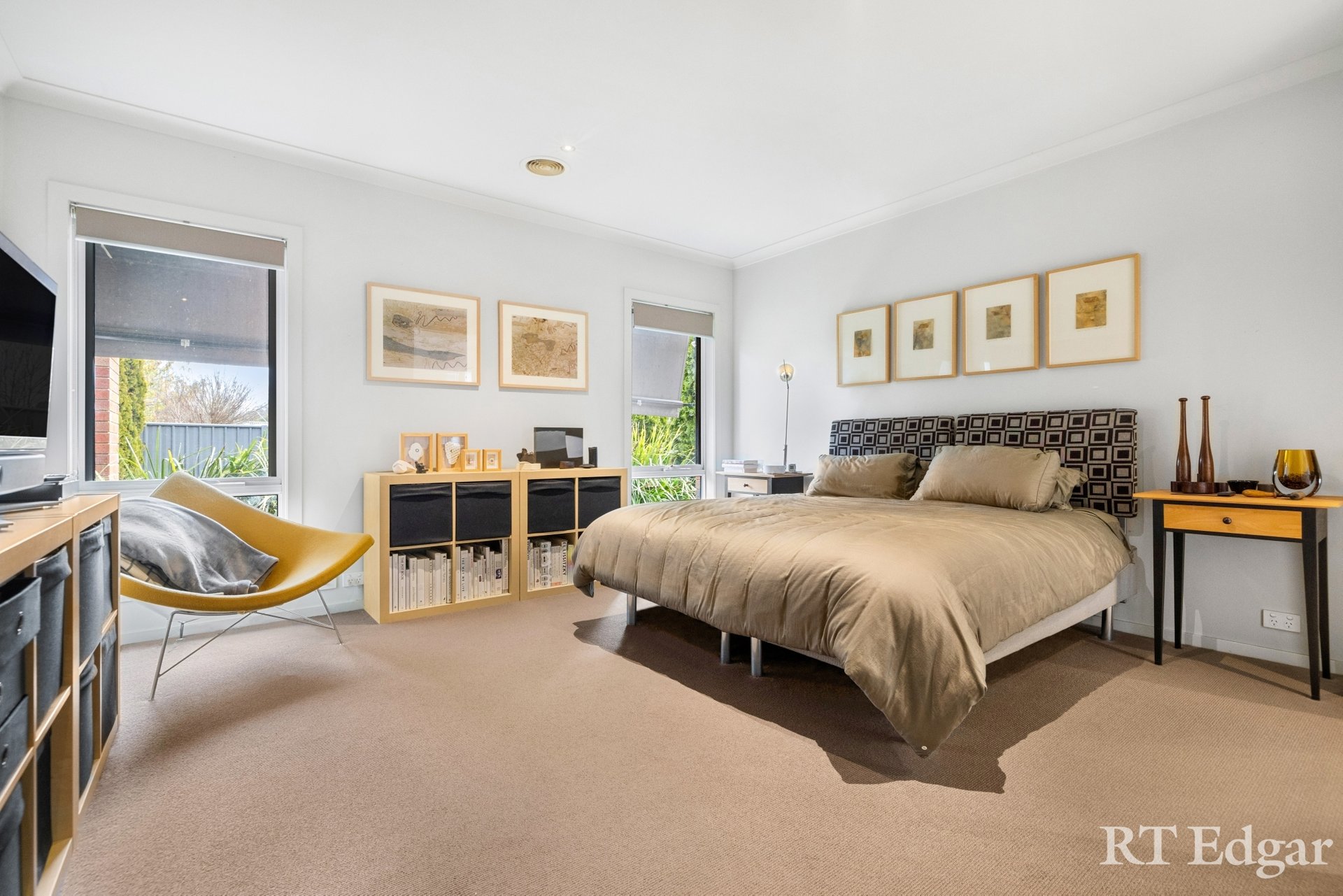 Property Gallery Thumbnail 6