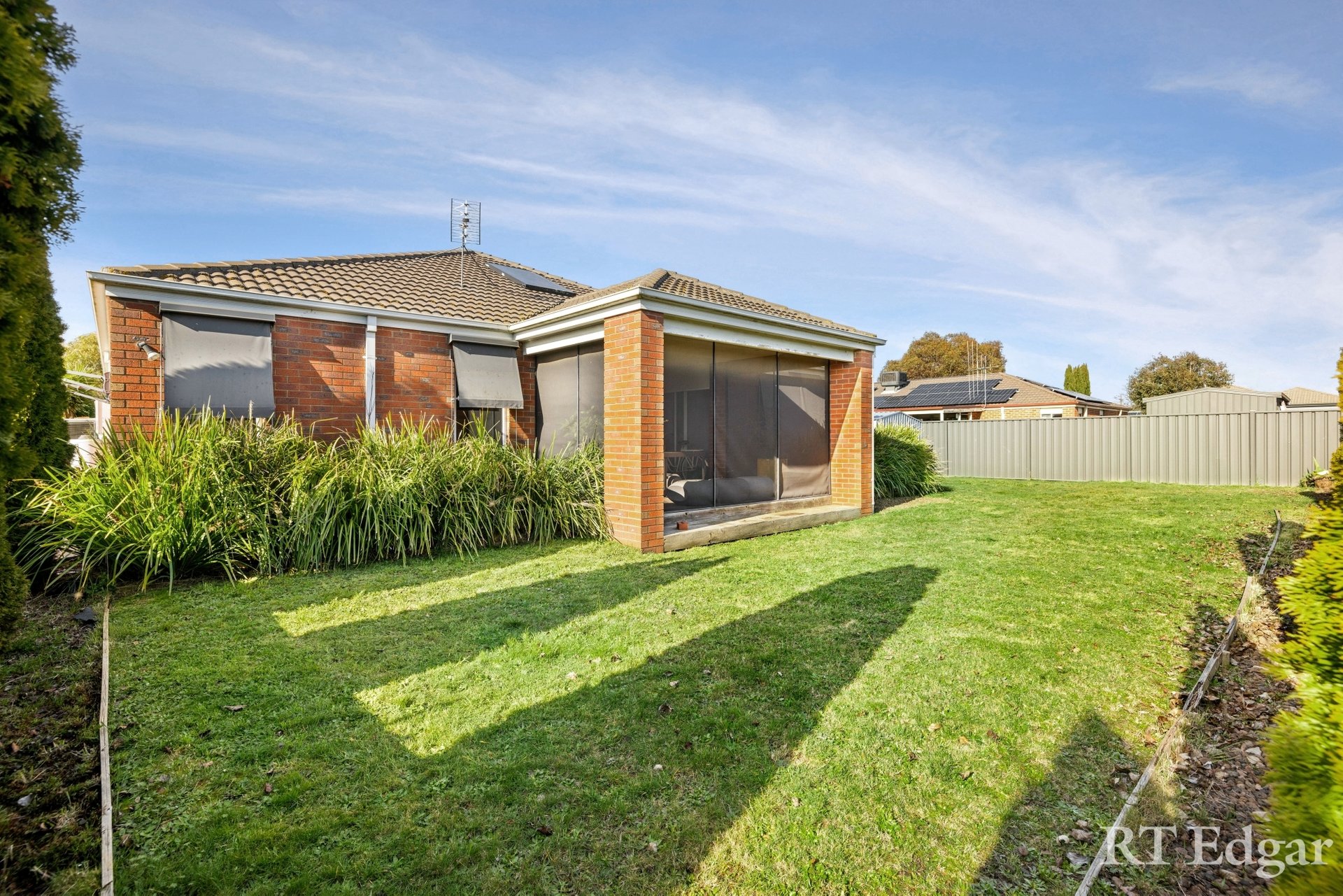 Property Gallery Thumbnail 11