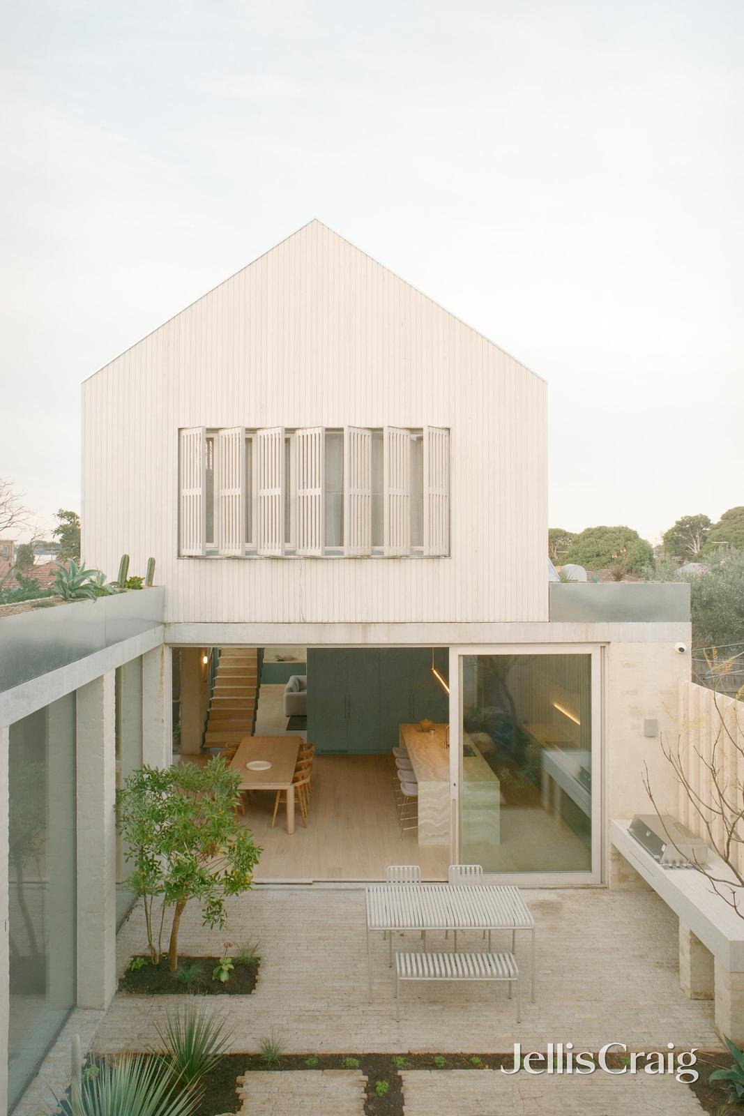 58 Christmas Street, Northcote image 19