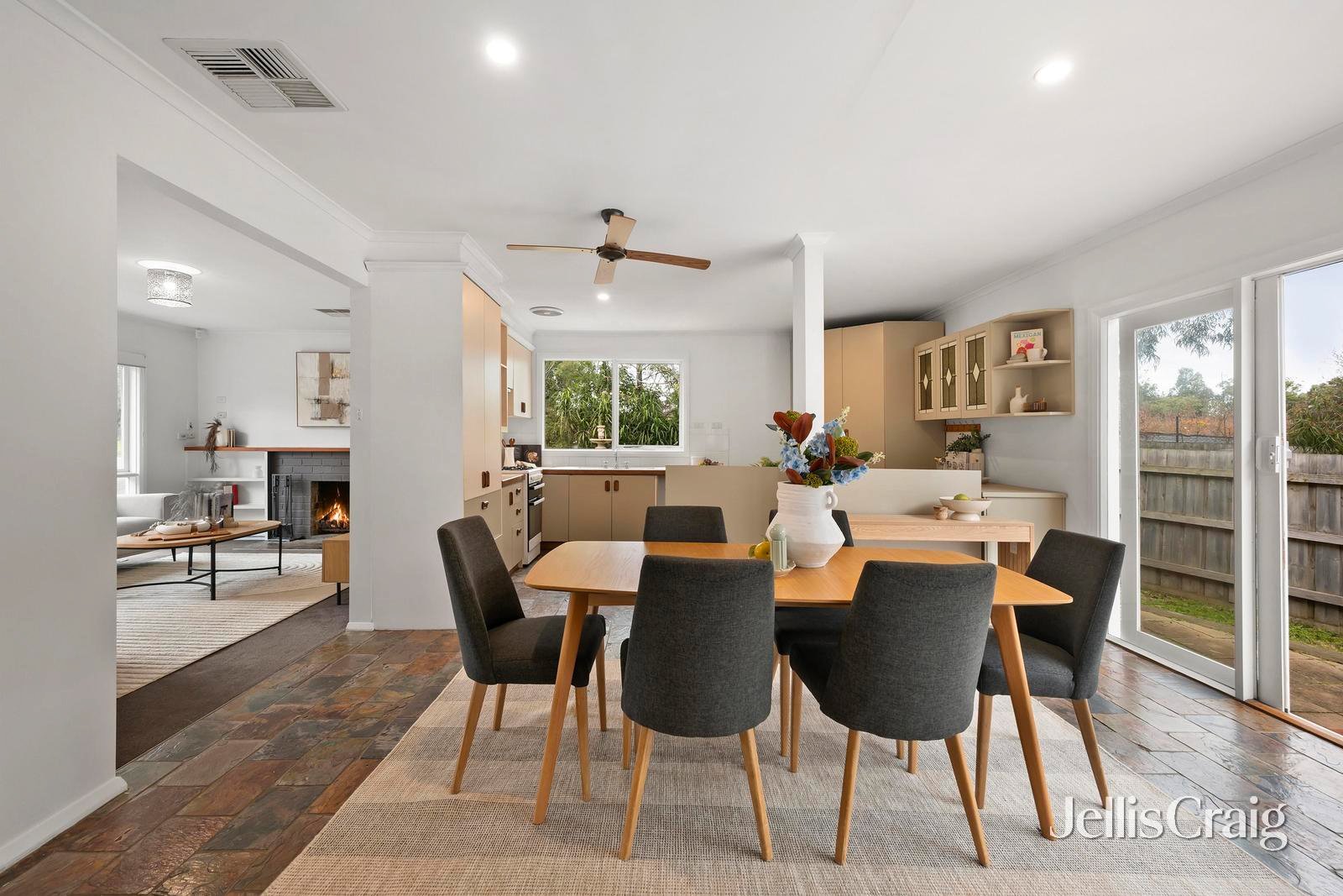58 Clarence Road, Wantirna image 5