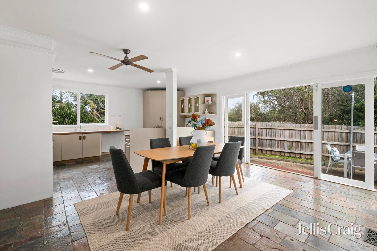 58 Clarence Road, Wantirna image 6
