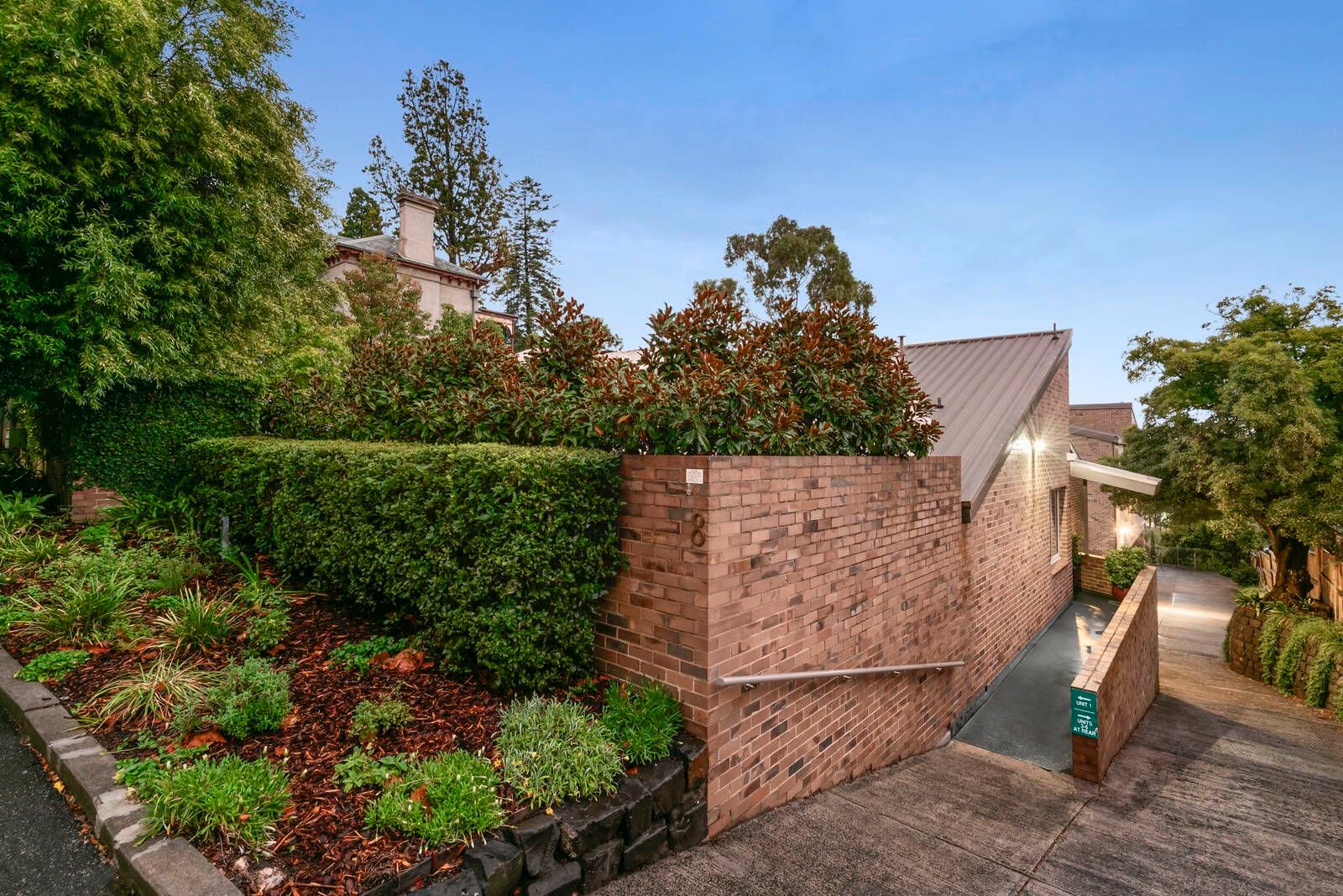 Property Gallery - Main Image