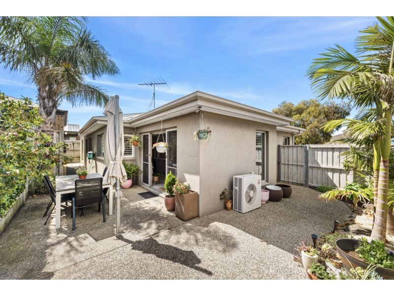 Property Gallery Thumbnail 6