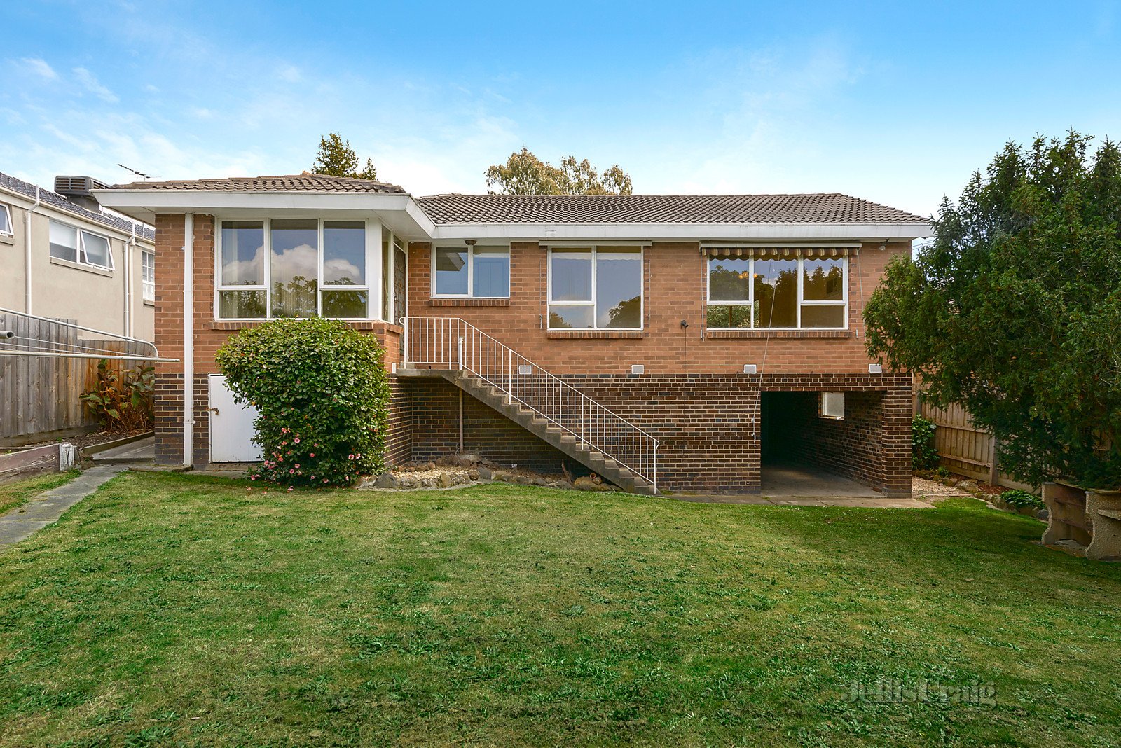 58 Dehnert Street, Doncaster East image 5