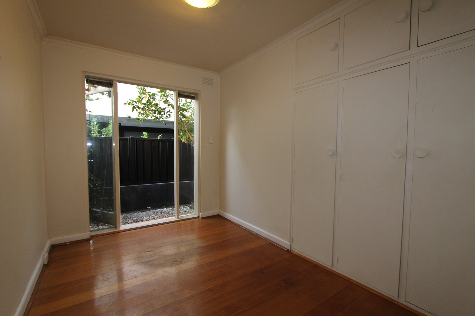 Property Gallery Thumbnail 4