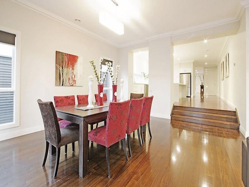 58 Dunloe Avenue, Mont Albert North image 4